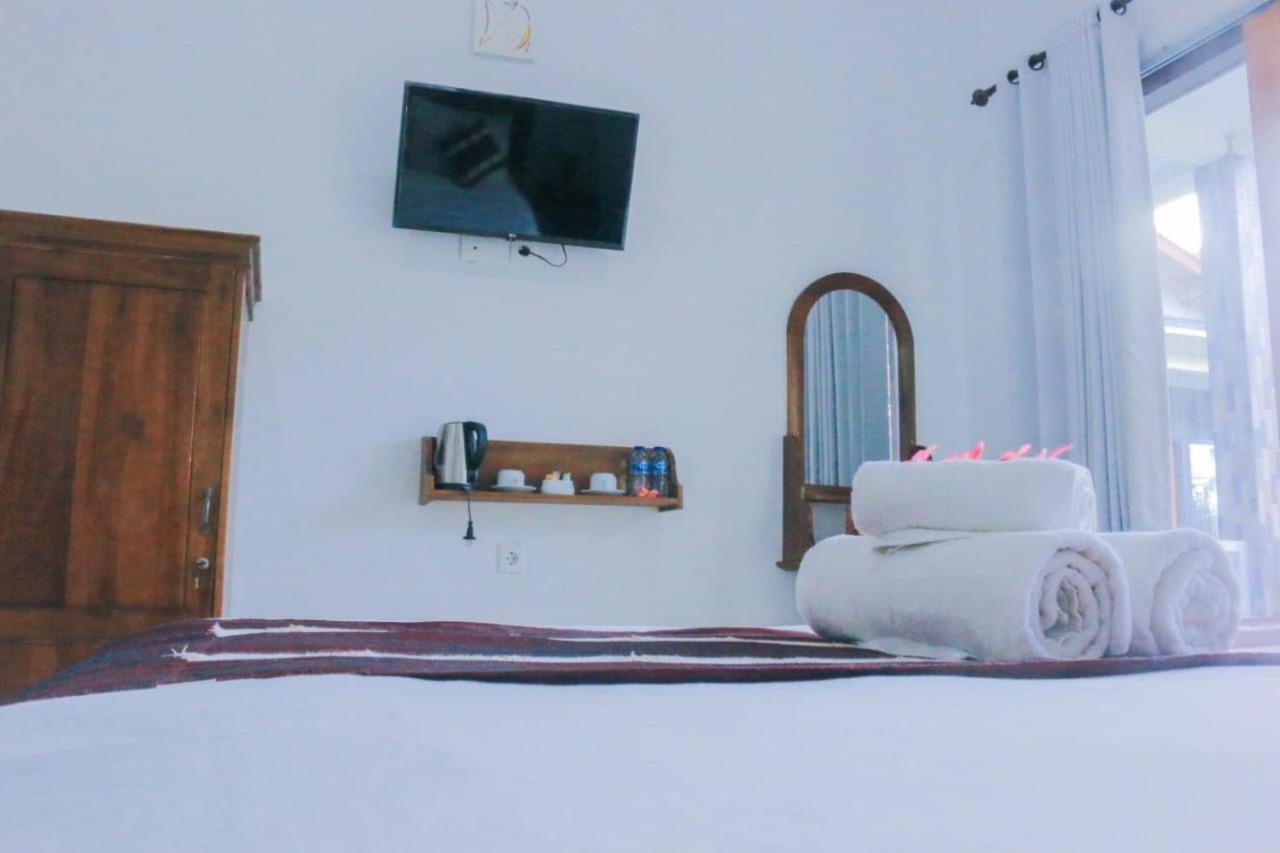 Sambu Bungalow Batununggul Exteriör bild